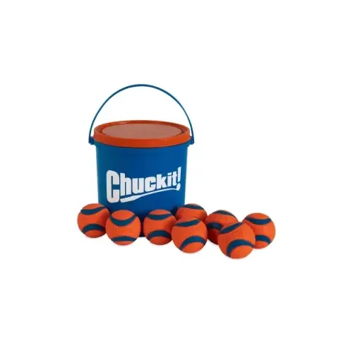 Chuckit bucket med Ultra Balls på hunique.dk